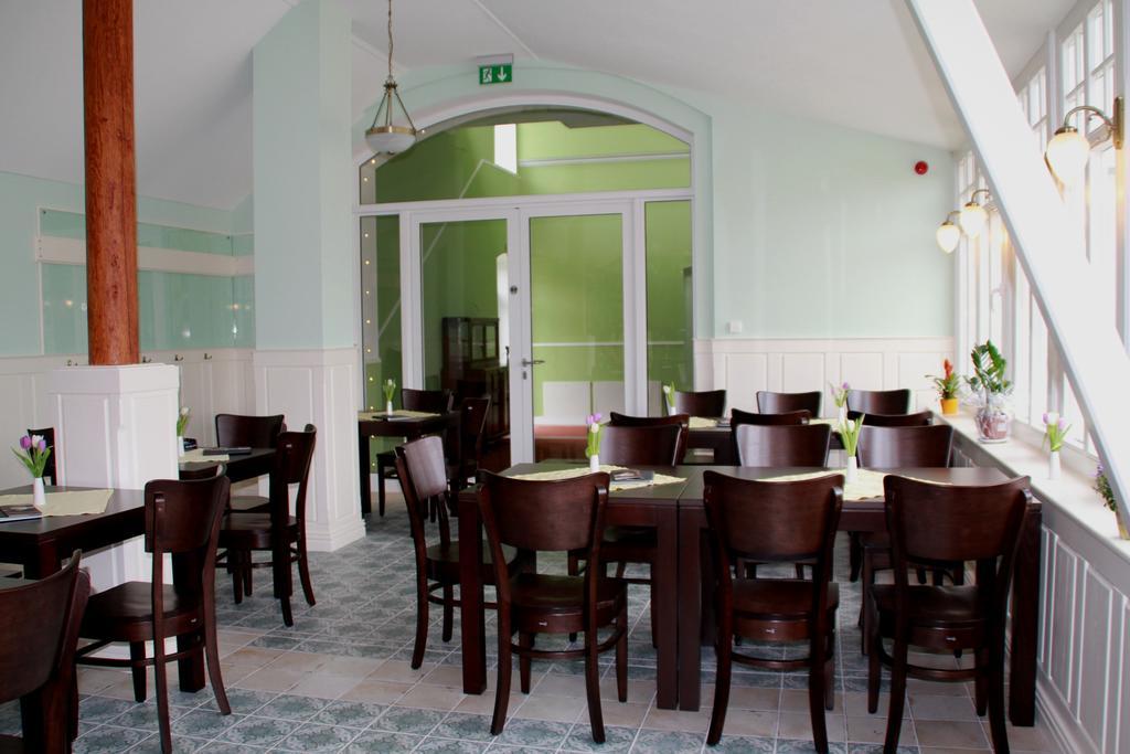 Gutshof Sagritz Hotel Golßen Buitenkant foto