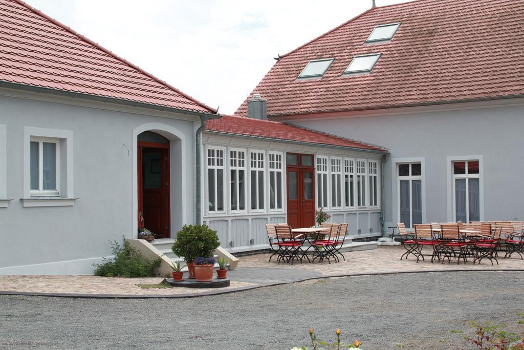 Gutshof Sagritz Hotel Golßen Buitenkant foto